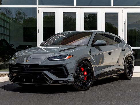 Used 2023 Lamborghini Urus Performante image 1
