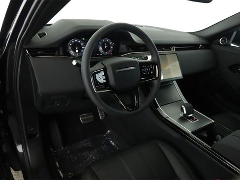 New 2024 Land Rover Range Rover Evoque Dynamic SE image 6