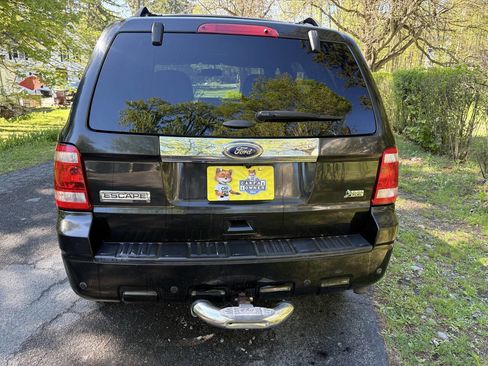 Used 2011 Ford Escape Limited w/ 302A Rapid Spec Order Code AWD/4WD image 8