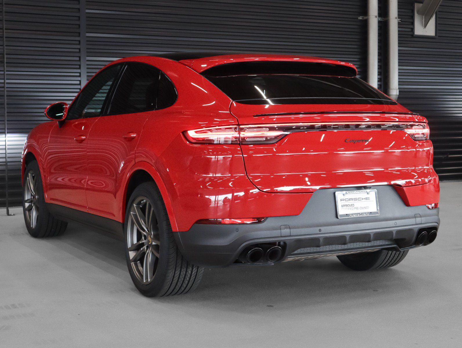 Certified 2023 Porsche Cayenne Coupe AWD/4WD image 3