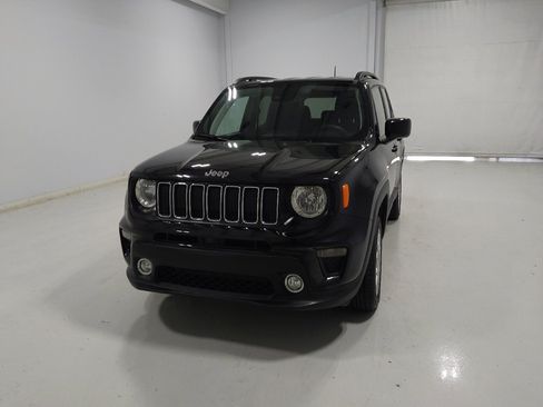 Used 2021 Jeep Renegade Latitude AWD/4WD image 15