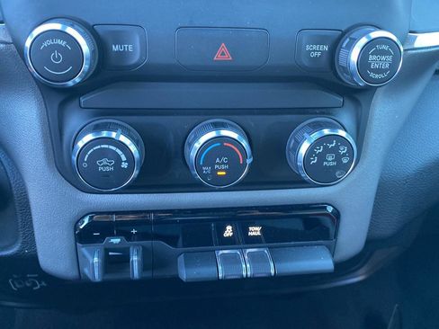 Used 2024 RAM 2500 Big Horn w/ Bed Utility Group image 15