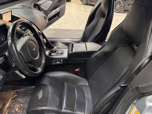 Used 2011 Aston Martin Rapide image 32