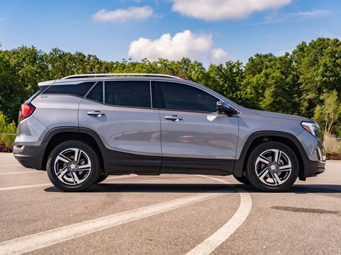 Used 2019 GMC Terrain SLT FWD image 8