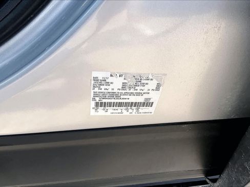 Used 2018 Ford Explorer Sport AWD/4WD image 37