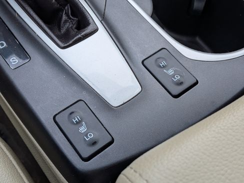 Used 2017 Acura RDX w/ Tech & AcuraWatch Plus Pack FWD image 32
