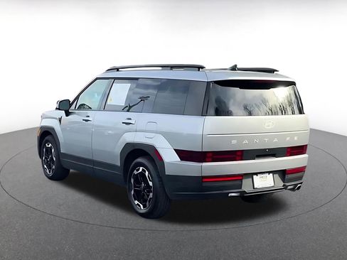 Used 2025 Hyundai Santa Fe SEL image 11