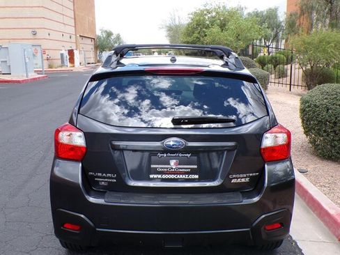 Used 2017 Subaru Crosstrek 2.0i Premium w/ Moonroof Package AWD/4WD image 4