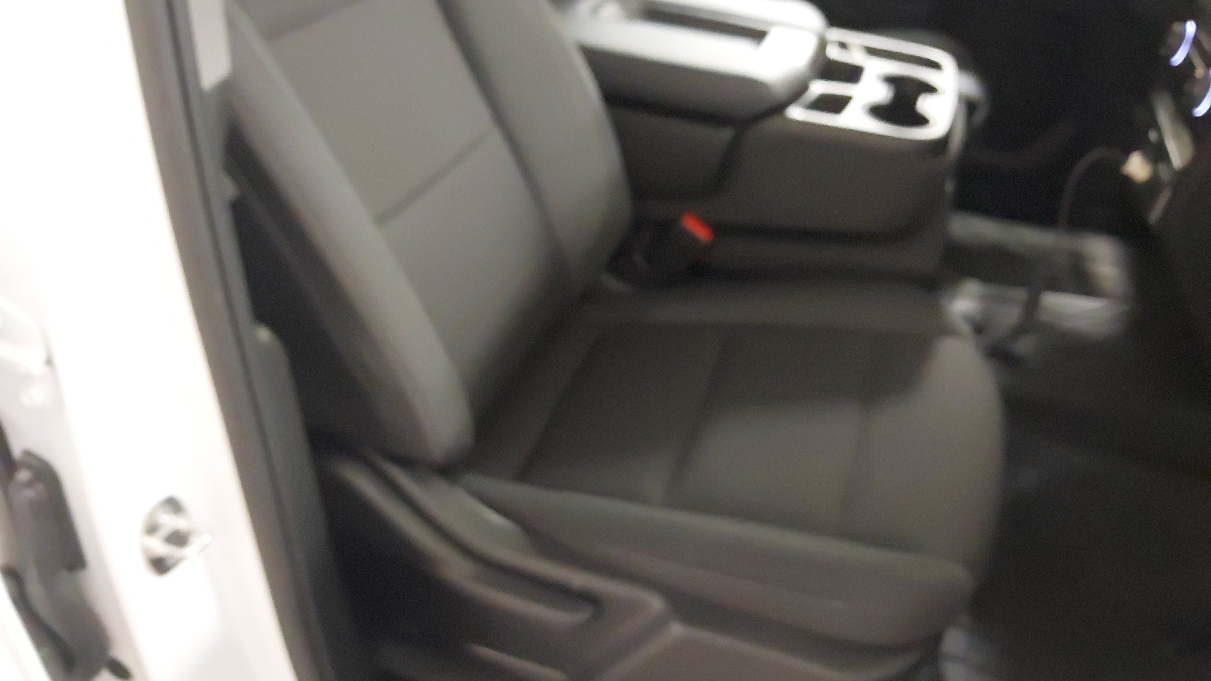 Used 2024 Chevrolet Silverado 1500 Custom AWD/4WD image 28