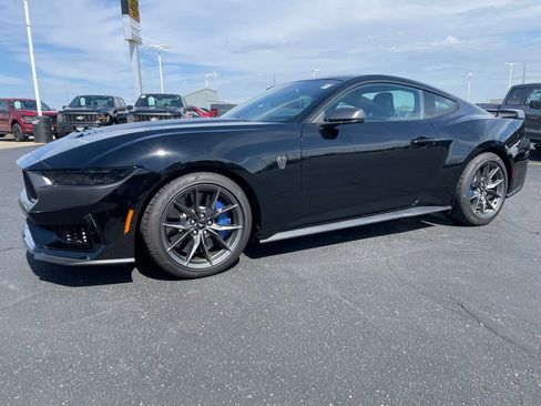 Used 2024 Ford Mustang Dark Horse RWD image 5
