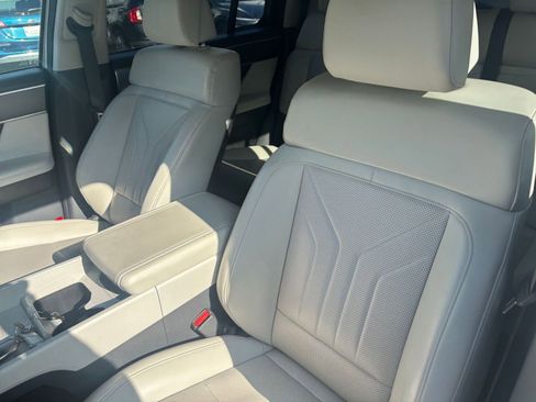 Used 2025 Hyundai Santa Fe SEL image 37