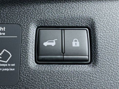 Certified 2025 INFINITI QX50 Sport image 34