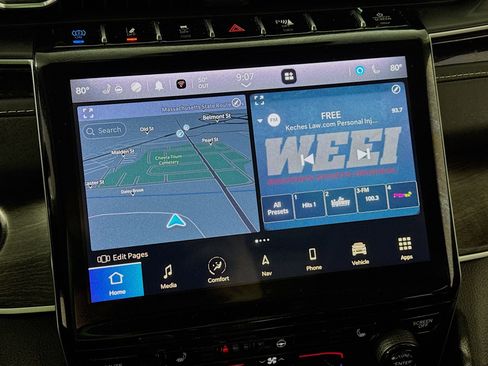 Used 2022 Jeep Grand Cherokee Limited 4xe image 18