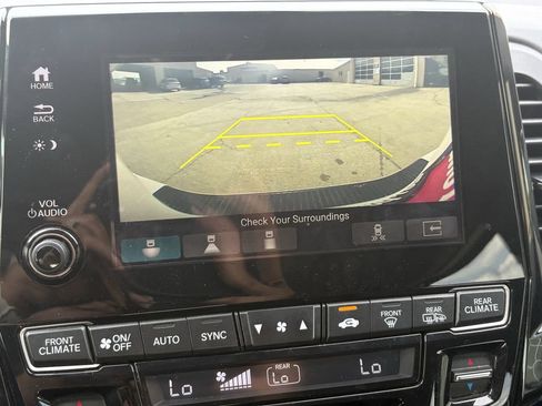 Used 2022 Honda Odyssey Touring image 19
