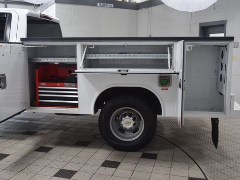 Used 2024 Chevrolet Silverado 3500 W/T w/ WT Convenience Package AWD/4WD image 42