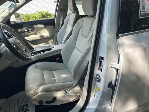 Used 2023 Volvo XC90 B5 Plus w/ Protection Package Premier image 15