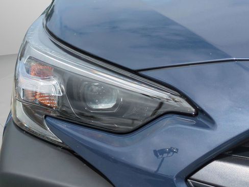 Used 2025 Subaru Outback Premium w/ Popular Package #1A AWD/4WD image 10