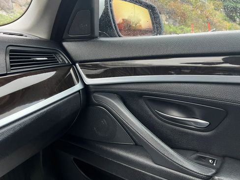 Used 2014 BMW 535i xDrive 535i xDrive Sedan 4D image 18