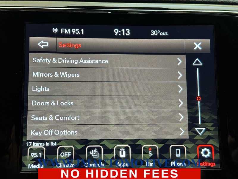Used 2021 Jeep Grand Cherokee Limited w/ Luxury Group II AWD/4WD image 32