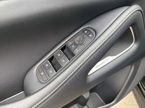 New 2026 INFINITI QX60 Autograph image 10