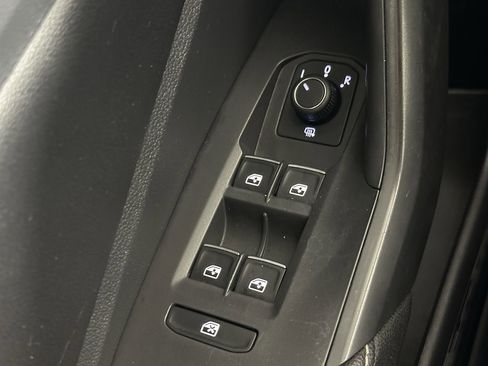 Used 2022 Volkswagen Jetta SE w/ Panoramic Sunroof Package image 42