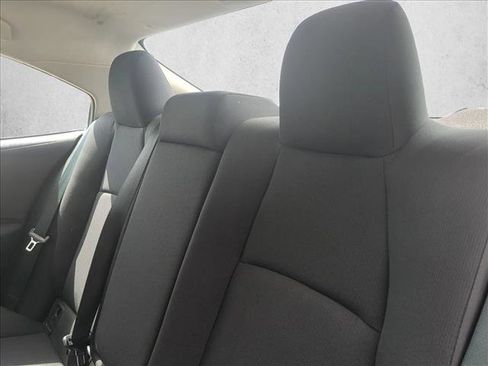 Used 2025 Toyota Corolla LE FWD image 18