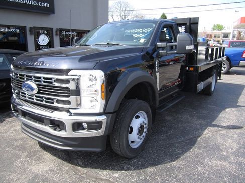 Used 2024 Ford F550 2WD Regular Cab Super Duty w/ XL Chrome Package image 2