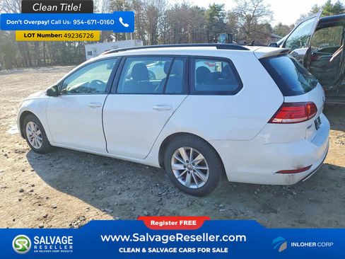 Used 2018 Volkswagen Golf S FWD image 3