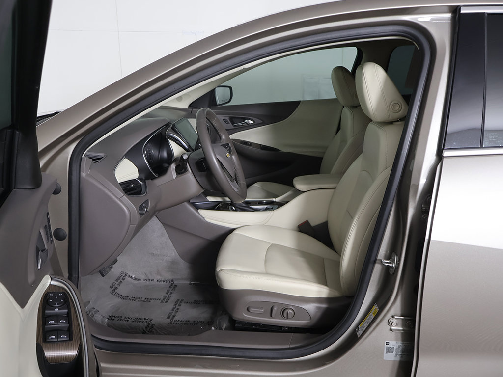 Used 2024 Chevrolet Malibu LT FWD image 30