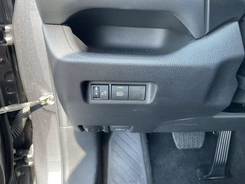 Used 2024 Toyota RAV4 XLE AWD/4WD image 18