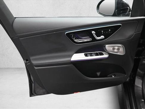 Certified 2026 Mercedes-Benz GLC 300 4MATIC image 18
