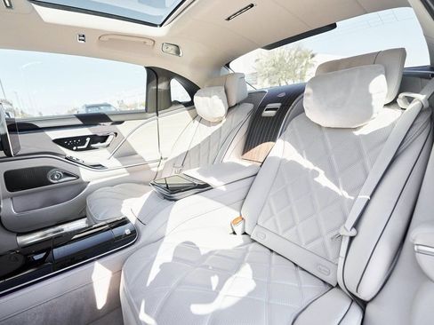 Used 2025 Mercedes-Benz Maybach S 680 4MATIC image 46