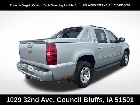 Used 2013 Chevrolet Avalanche LS AWD/4WD image 6