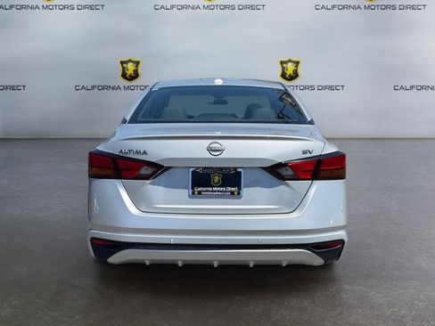 Used 2023 Nissan Altima 2.5 SV FWD image 4