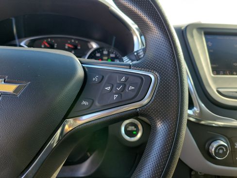 Used 2024 Chevrolet Equinox LS w/ LS Convenience Package image 23