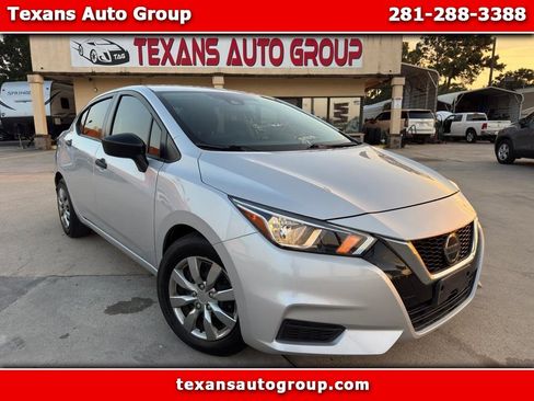 Used 2021 Nissan Versa S image 1