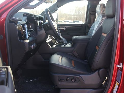 New 2026 GMC Sierra 2500 AT4 w/ AT4 Premium Plus Package image 13