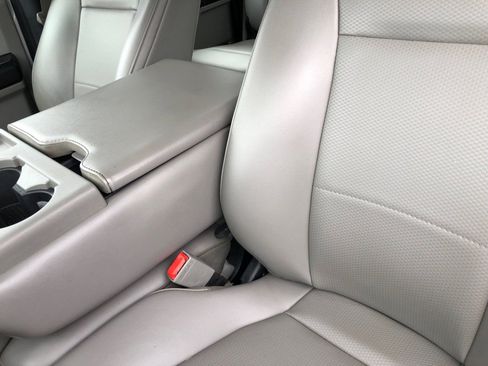 Used 2019 Ford F250 XL w/ Power Equipment Group image 21