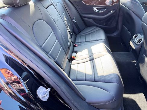 Used 2018 Mercedes-Benz C 300 4MATIC Sedan image 17