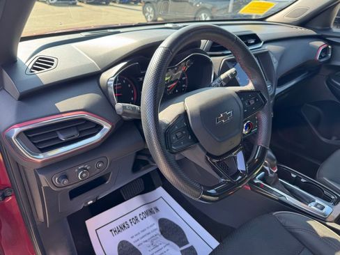 Used 2023 Chevrolet TrailBlazer RS image 16