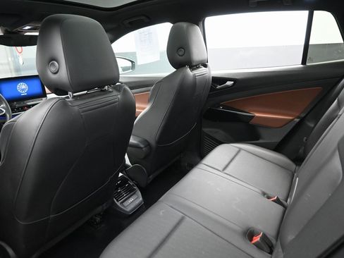 Used 2021 Volkswagen ID.4 Pro S image 30