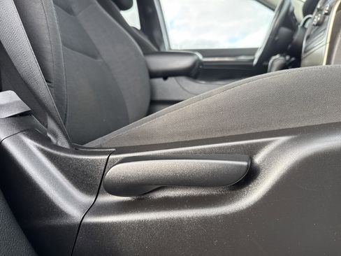 Used 2012 Jeep Grand Cherokee Laredo image 14