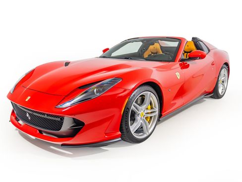 Certified 2023 Ferrari 812 GTS RWD image 14