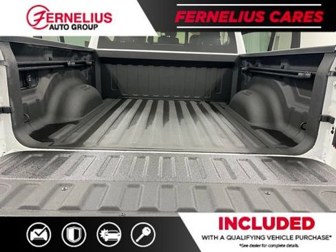Used 2025 RAM 1500 Laramie w/ Sport Appearance Package AWD/4WD image 18
