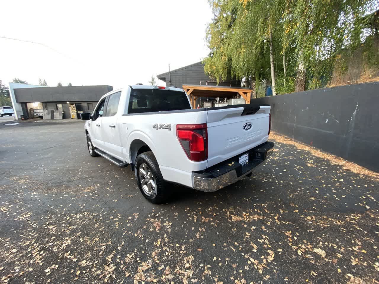 Used 2025 Ford F150 XLT w/ Equipment Group 301A Standard AWD/4WD image 4