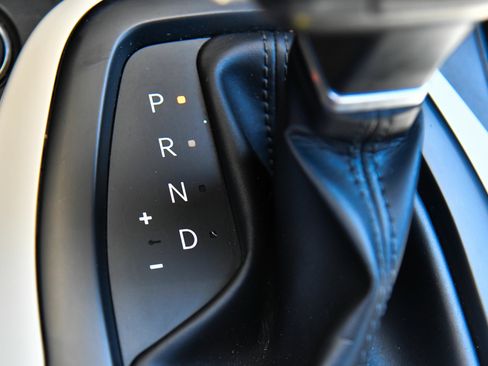 Used 2025 Kia K4 GT-Line Turbo FWD image 37