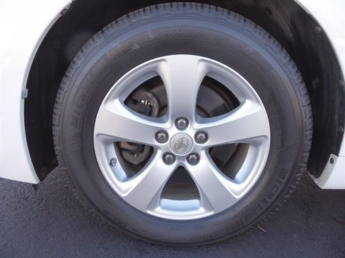 Used 2016 Toyota Sienna L image 30