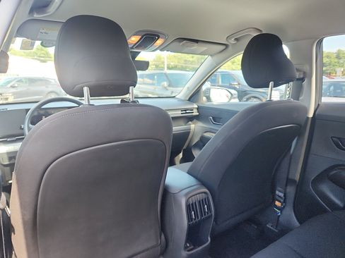 Certified 2024 Hyundai Kona SEL AWD/4WD image 24