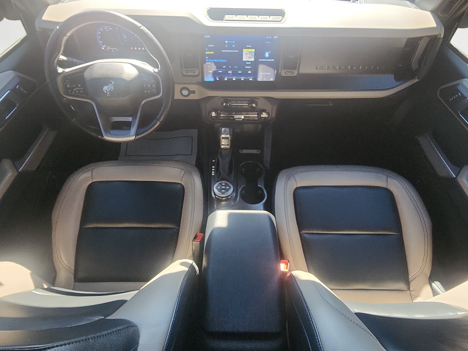 Used 2023 Ford Bronco Wildtrak AWD/4WD image 10