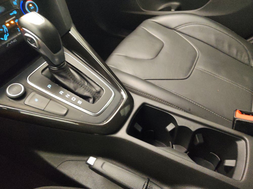 Used 2018 Ford Focus Titanium FWD image 26